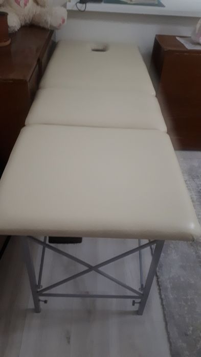 Кушетка продам новая