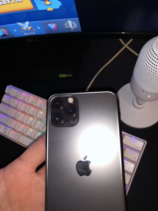 Vand Iphone 11 Pro 64 gb