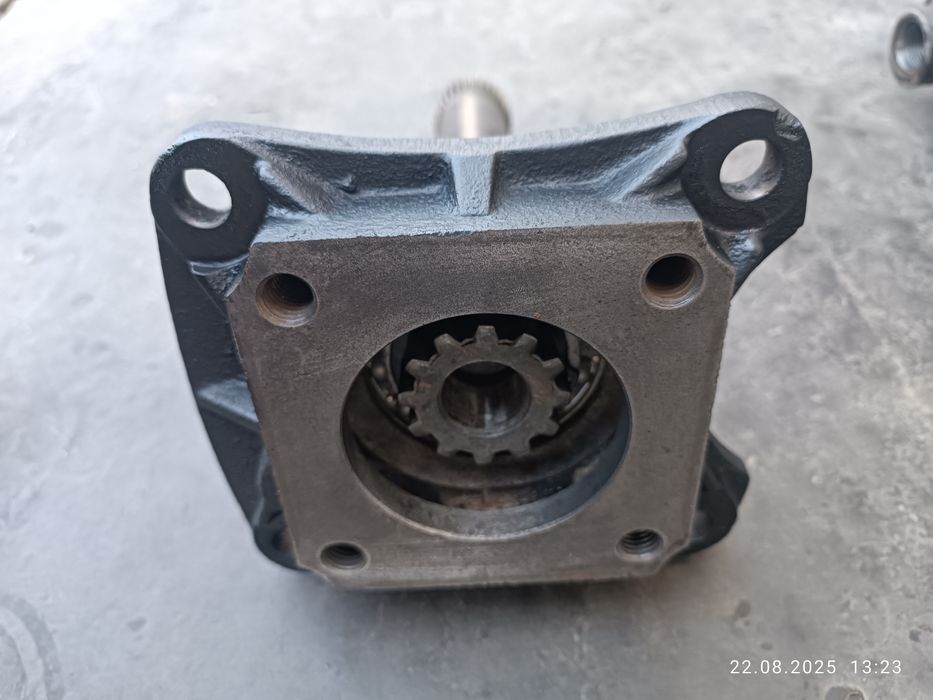 VOLVO Отбор мощности раздатка