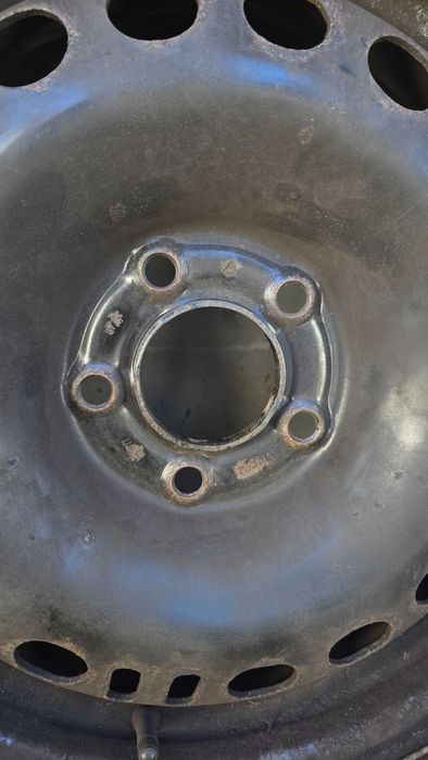 4 Jante ET41 cu anvelope de iarnă 205/60 R 16 96H
