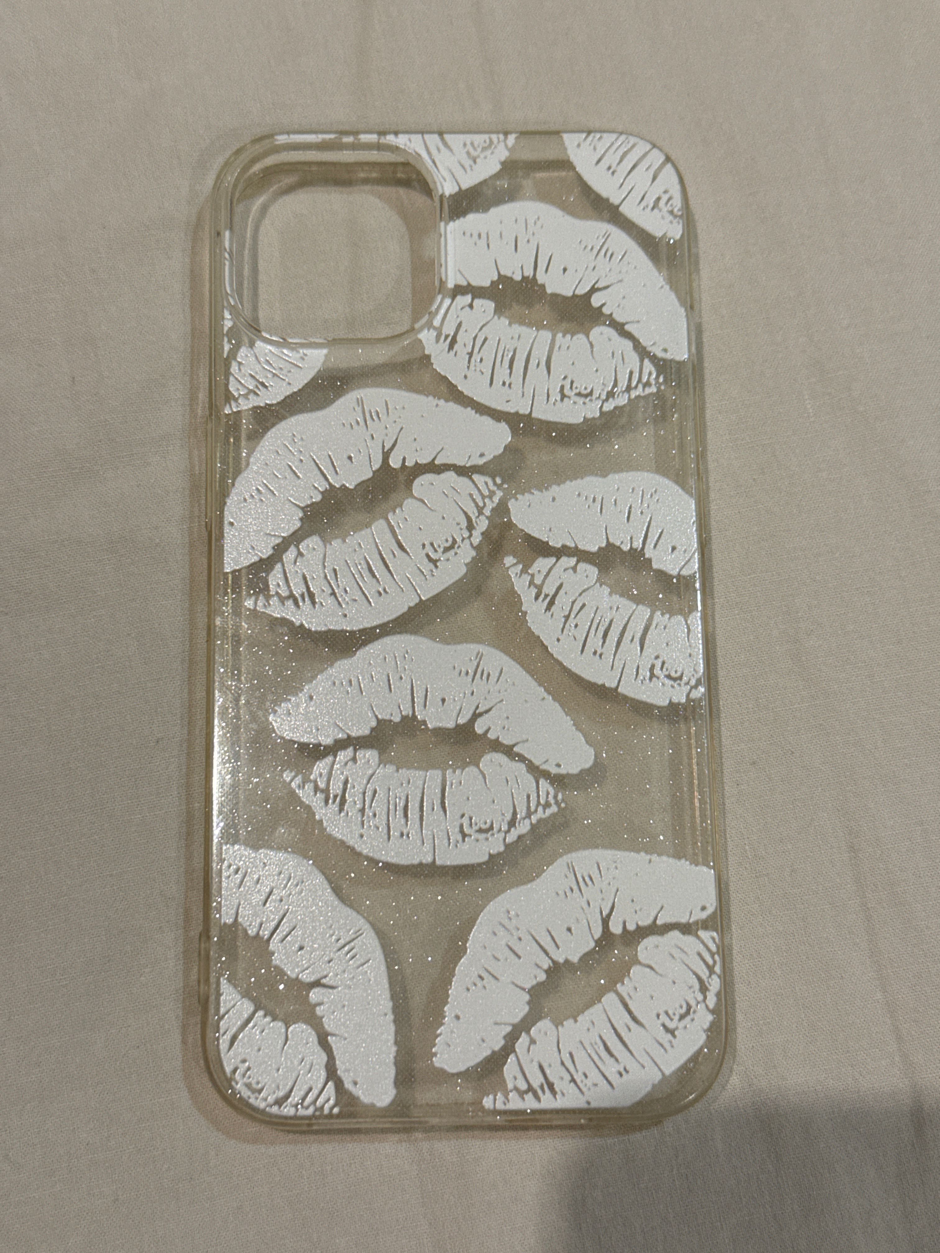 Калъфи за iPhone 14
