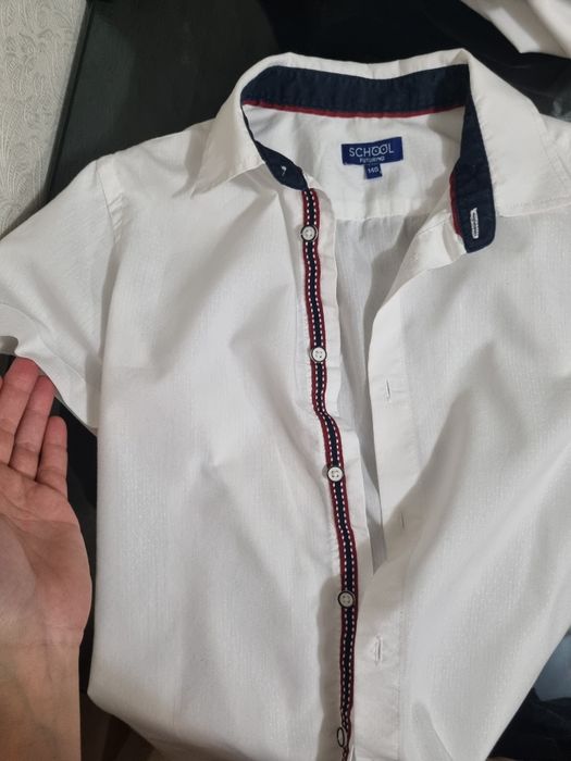 Рубашки школьные бу 134 / 140