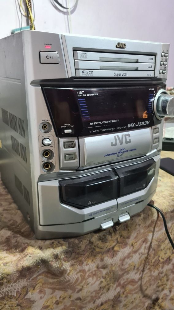 Музыкальный центр JVC