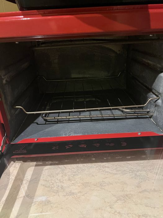 Продам электрический Духовой шкаф б/у