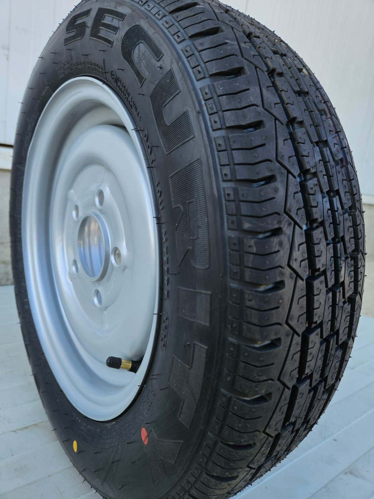 Roata 155/70 R12C, 104N, Anvelopa Security pe Janta 4.5jx12, ET20