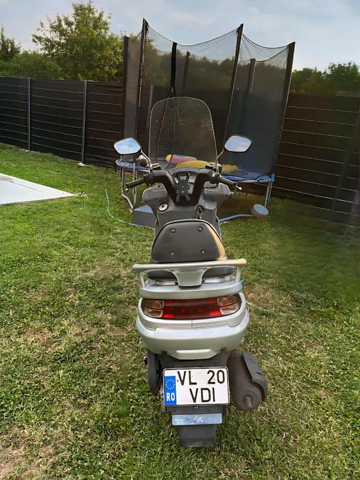 Vand scuter 125cc si 150cc
