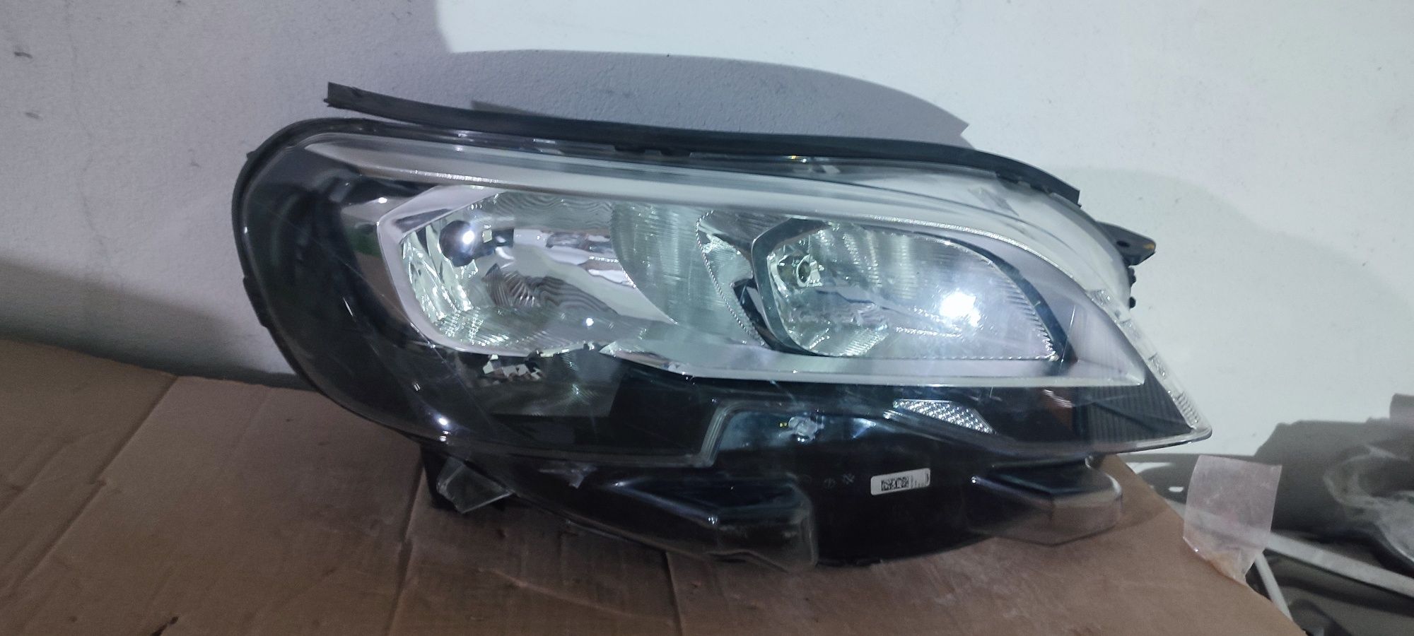 far dreapta peugeot expert, citroen jumpy, fiat scudo