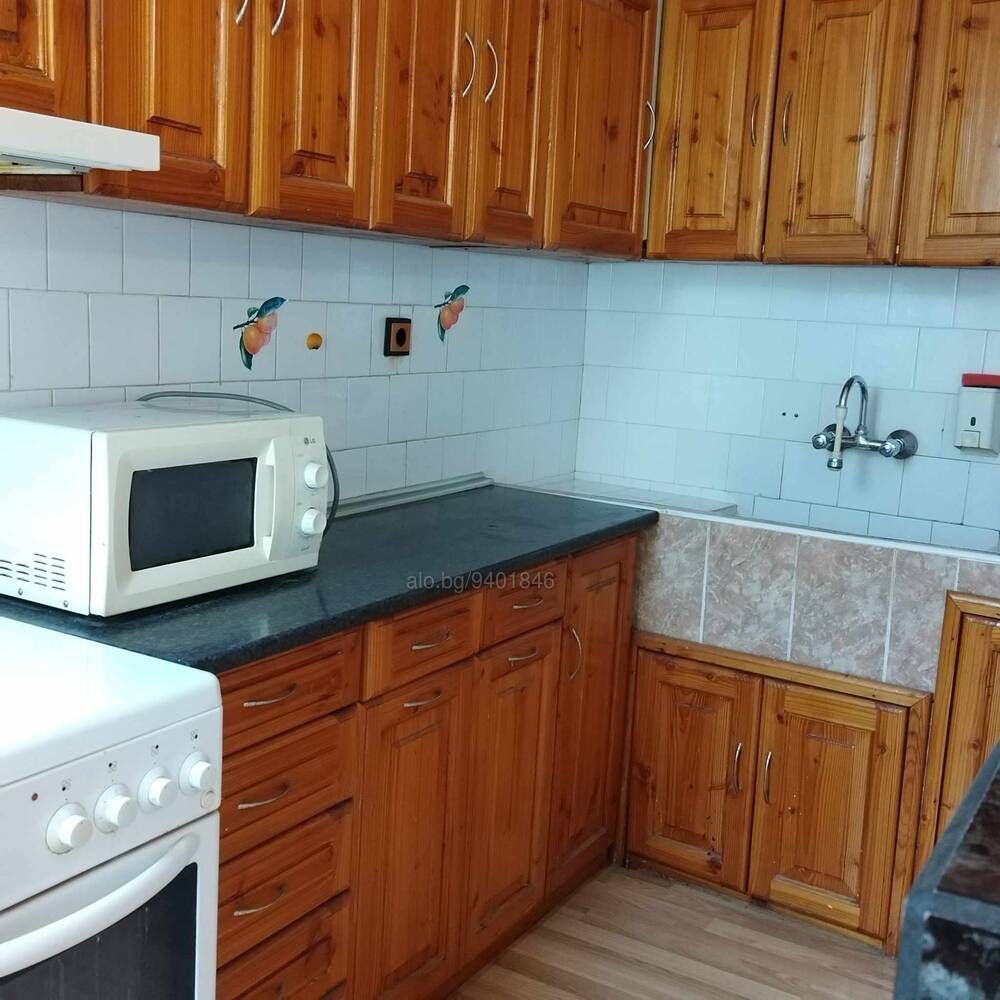 Тристаен апартамент, тухла, гр. Сливен