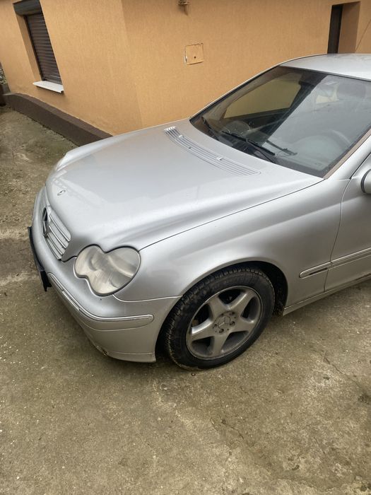 Vand Mercedes C-class180