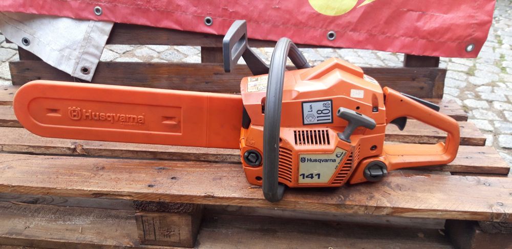 Продавам Хусварна  146