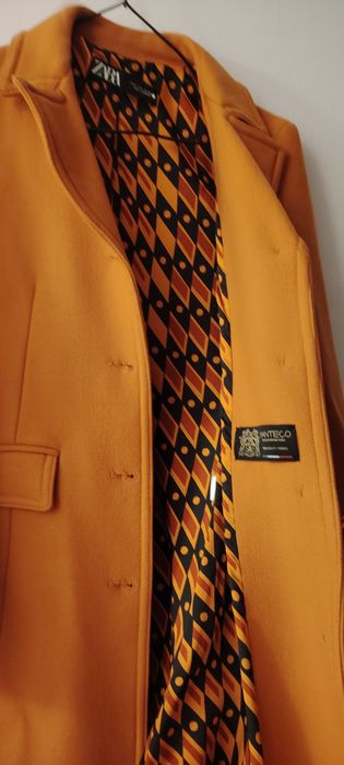 Палто от марката ZARA