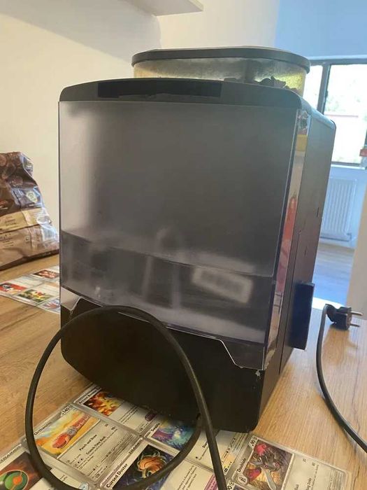 Espressor automat Krups Essential – puțin folosit