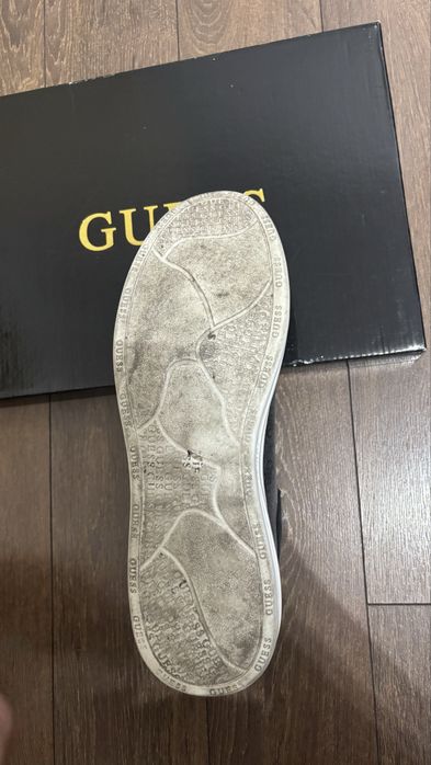 Guess обувки 43 номер
