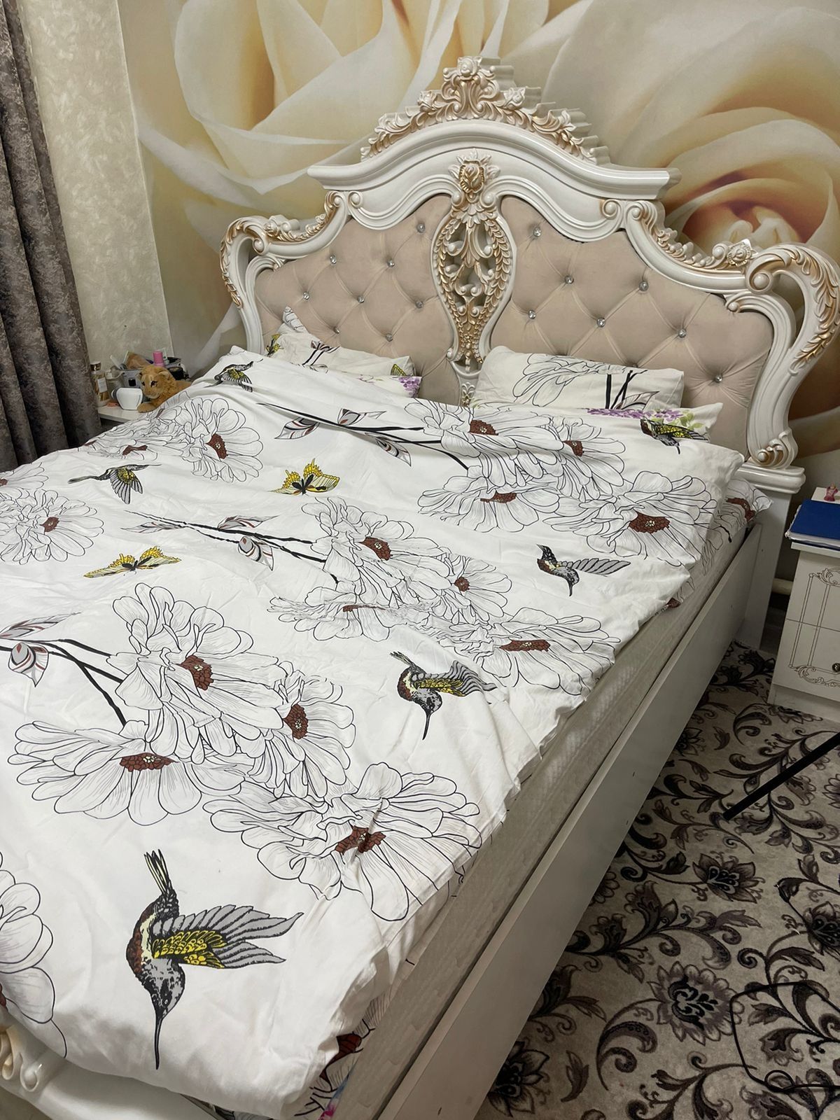 Кровать двуспальная