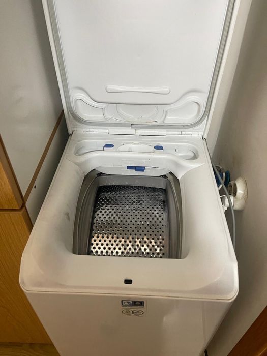 Masina de spalat electrolux pentru piese!