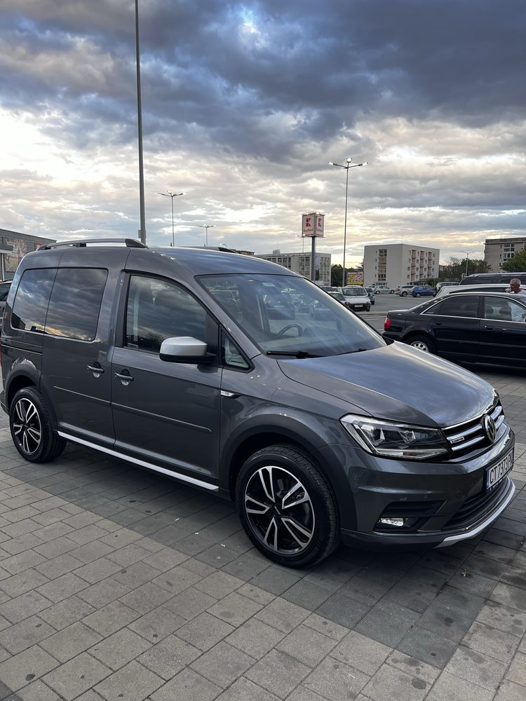 VW Caddy Alltrack 1-ви собственик 6+1