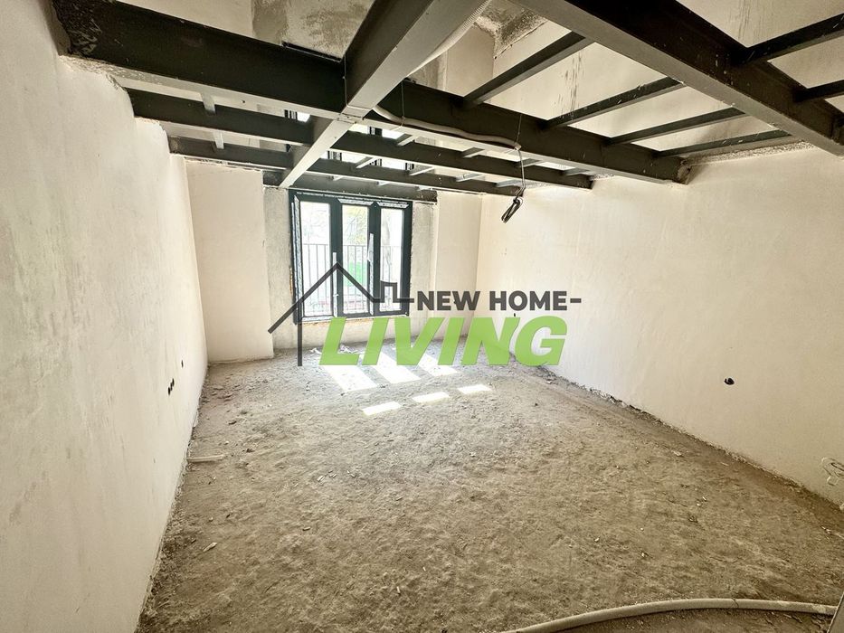 Продава се Многостаен апартамент в Пловдив, Център - 350 кв.м за 2143 €/кв.м - Снимка #7