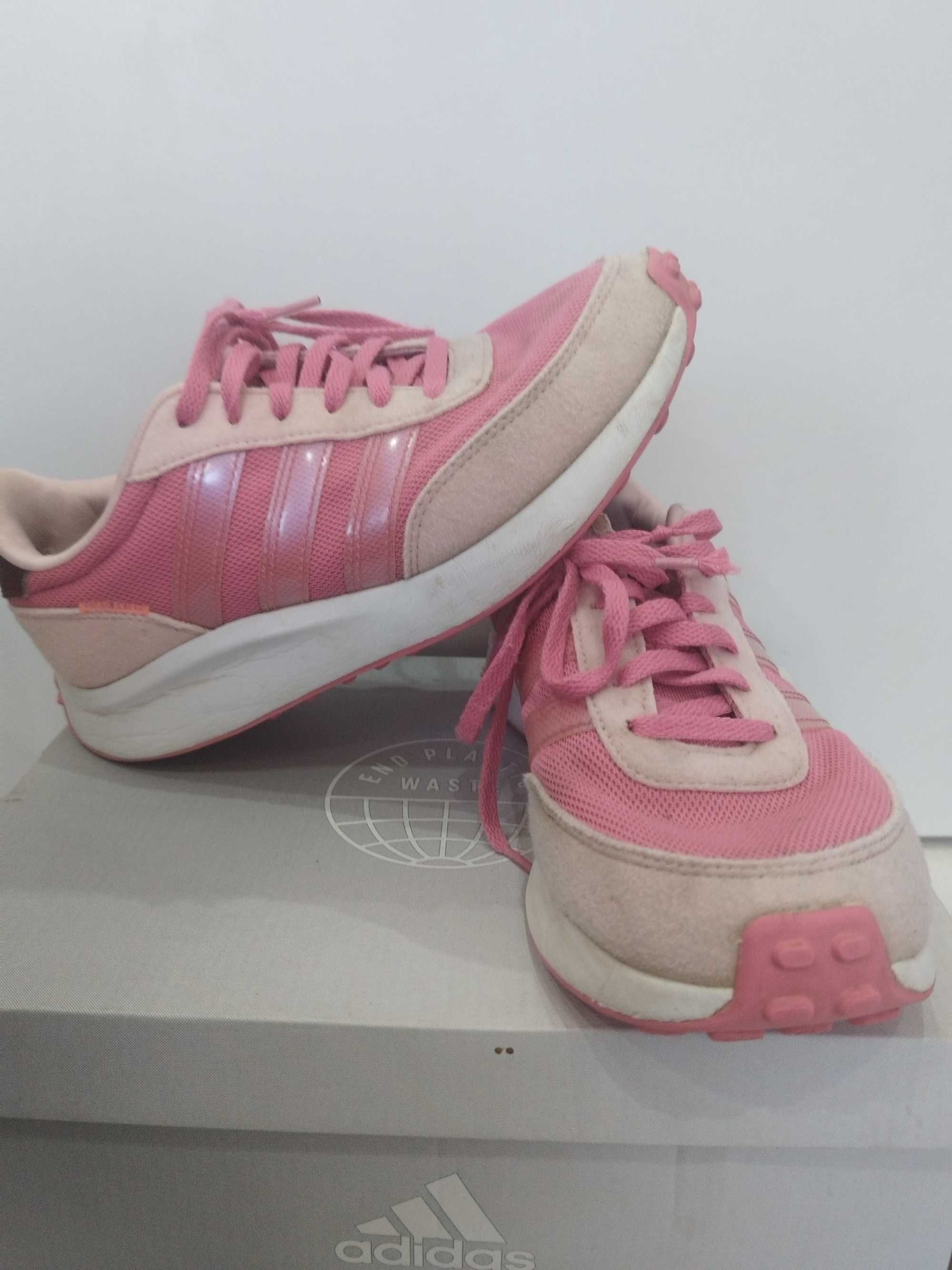 Маратонки Adidas