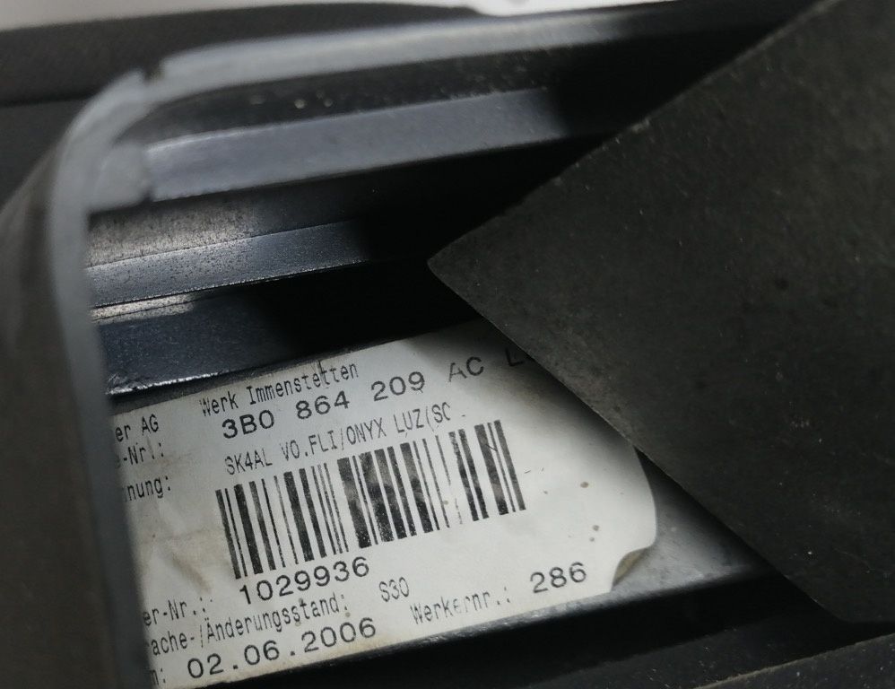 Cotiera Volkswagen VOLKSWAGEN PASSAT 3B2 1996 - 2001, Sedan 1.6 1.6 ADP, AHL, ANA, ARM  3B0864209AC