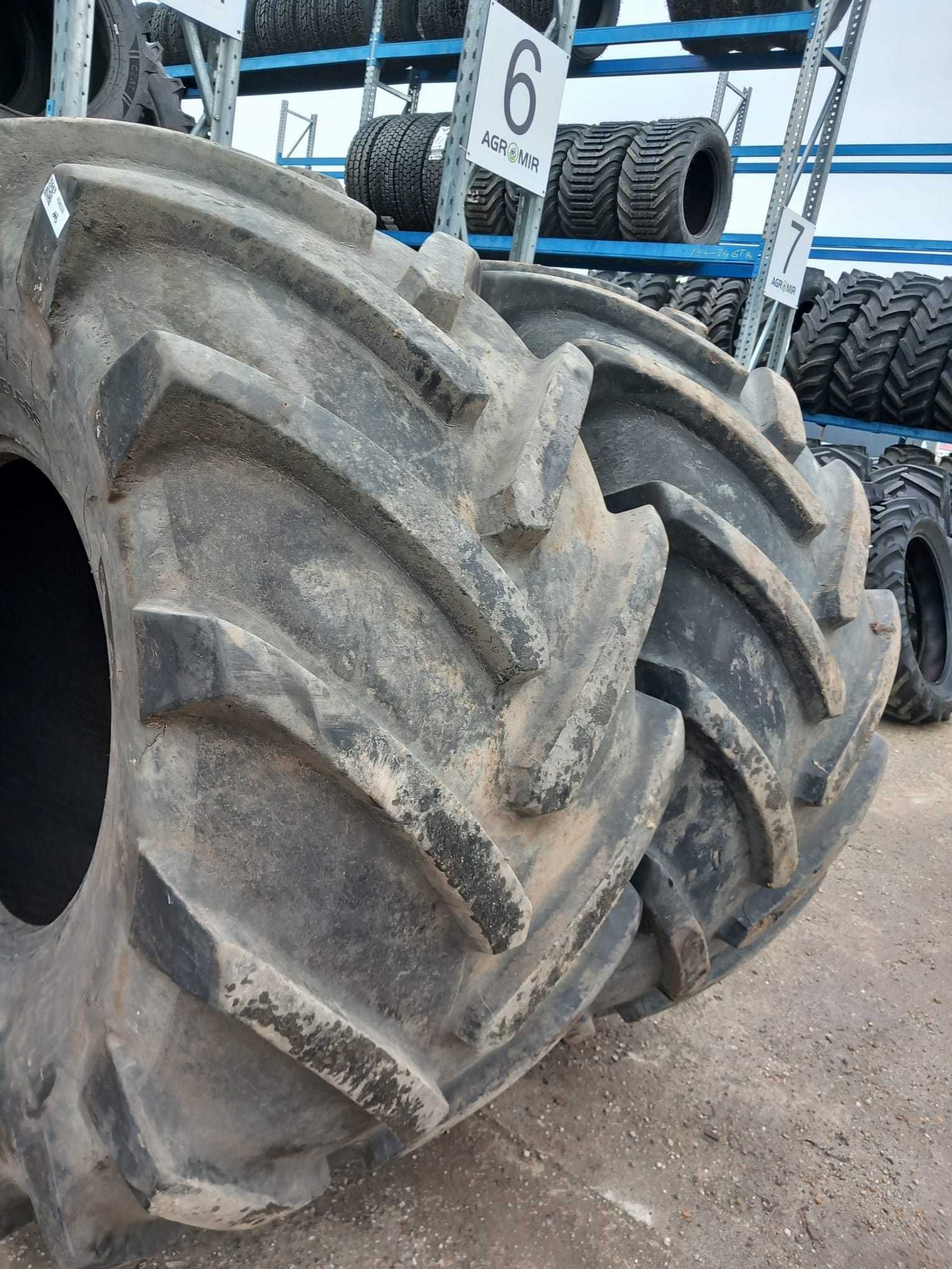 Cauciucuri 900/60R32 9006032 marca Michelin.