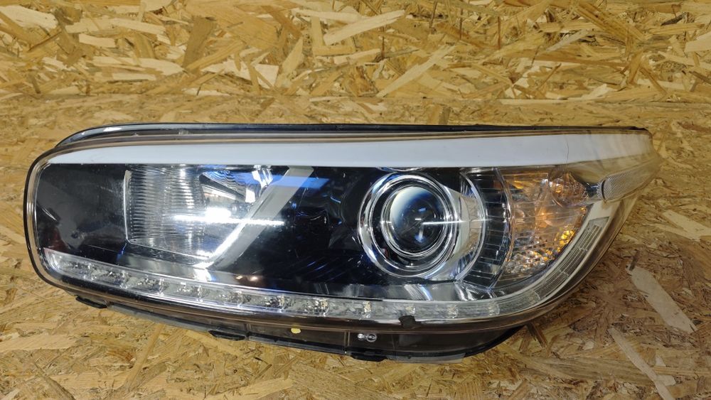 Ляв фар за КИА Сиид KIA Seed 2013-2018