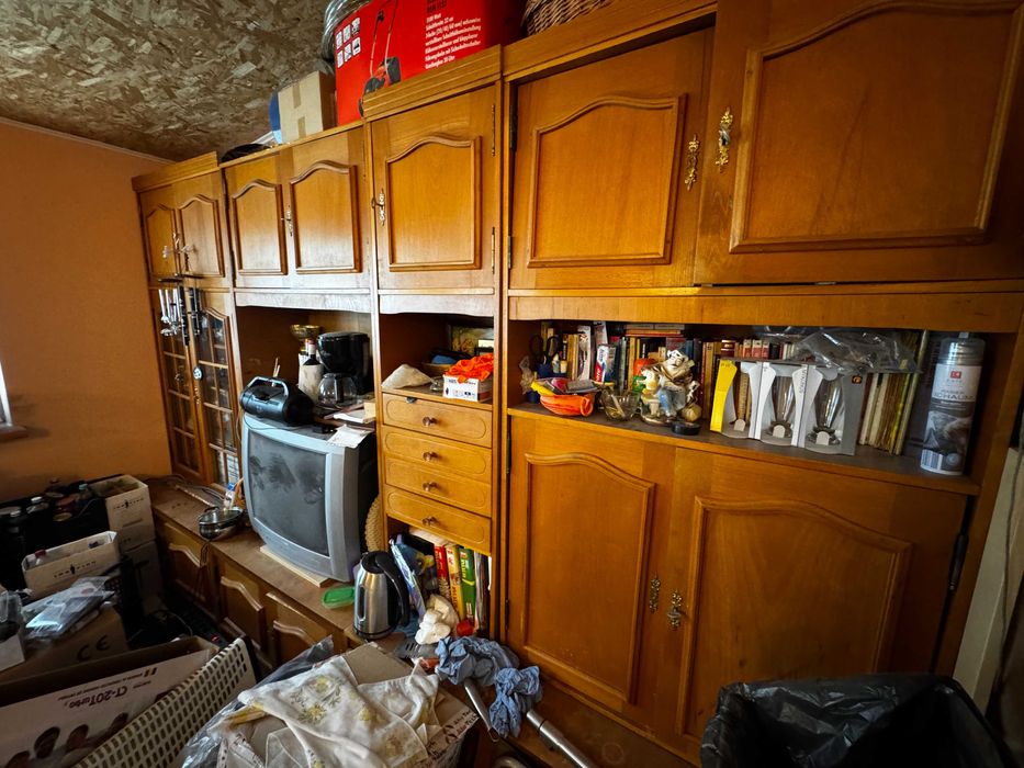 Biblioteca lemn masiv + televizor inclus