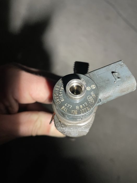 Vand injectoare 1.6 TDI motor CLH cod 04L130277AJ