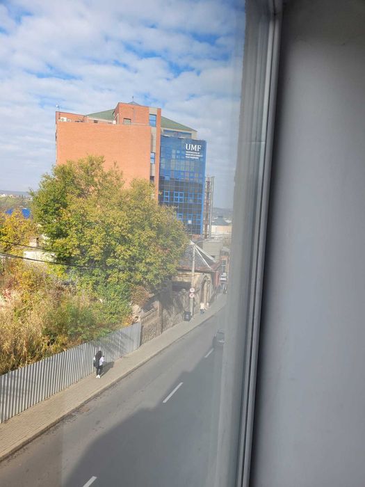 Spațiu comercial ultracentral – Cluj-Napoca, 212 mp, Renovare recentă