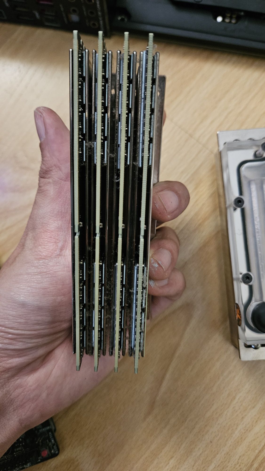 Радиатор DDR5 DDR4 EKWB кастомное охлаждение