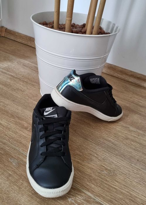 Adidasi Nike Court Royale Black/Metallic Silver, dama, marimea 38
