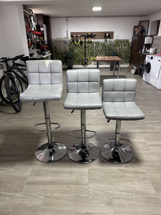 Vand scaune bar - rotative