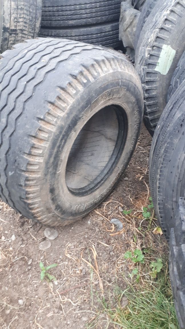 Anvelopa  tractor 400/60R15,5 uzura 50%