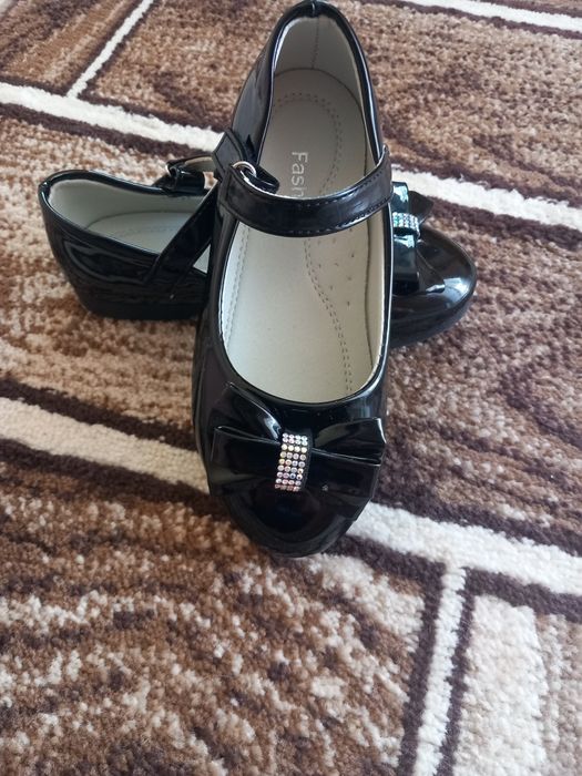 Pantofi noi mărimea 29 nu corespunde mărimi