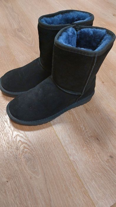 Угги замшевые на замке