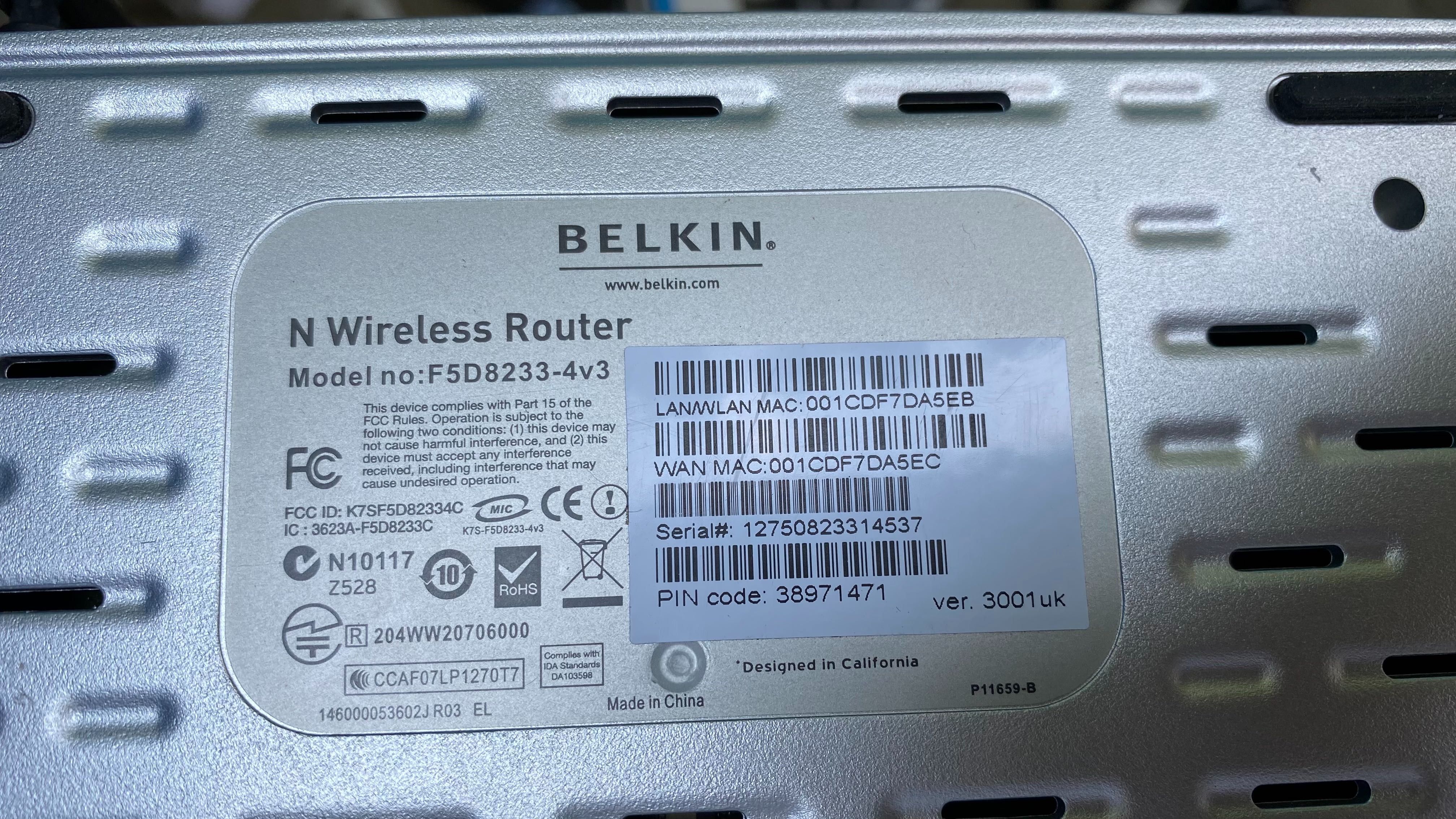 Belkin router 2 buc si 2 buc extender toate 20lei