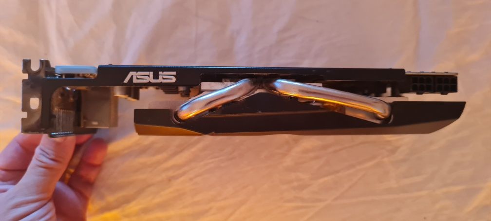 Видеокарта ASUS EAH 6850
