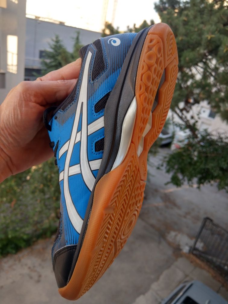 Asics Gel Rocket 40,5нм. 25,5см.