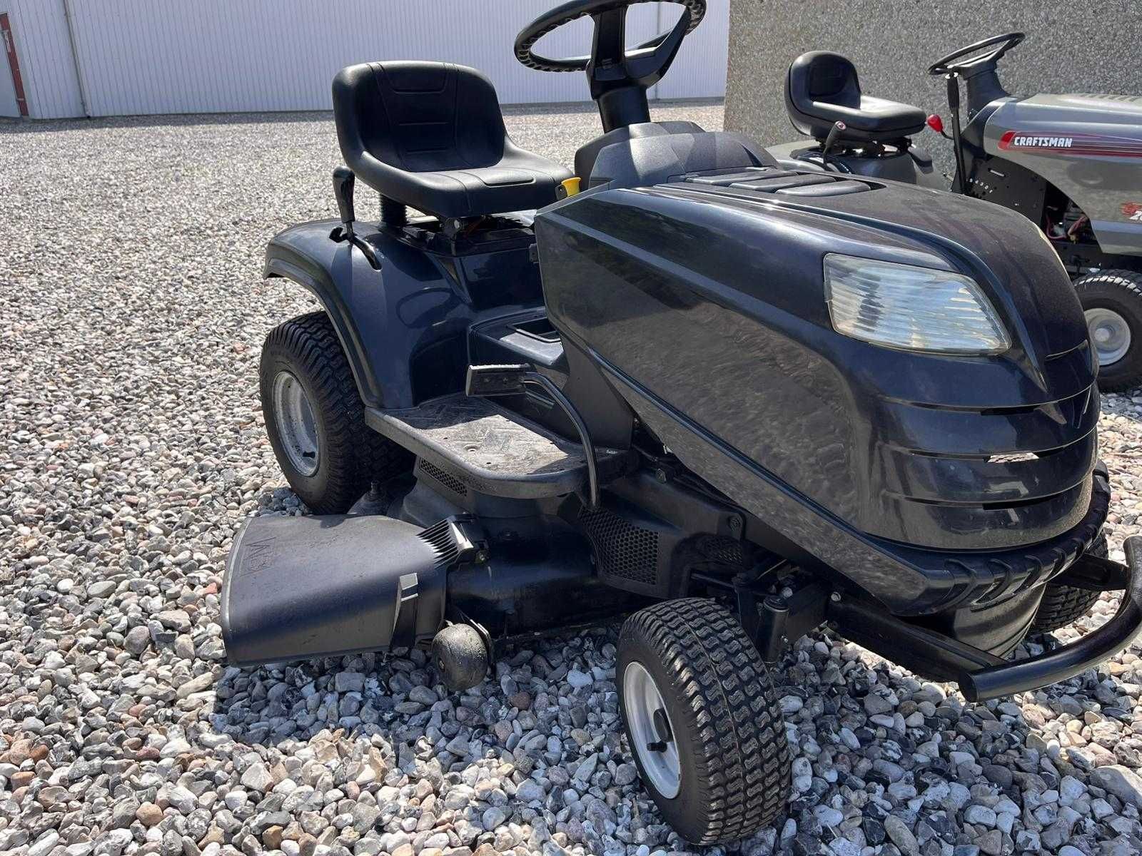 Vând tractoras de tăiat iarbă Alpina BT108 SD S/R