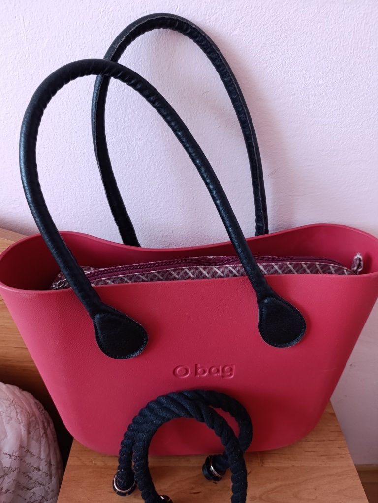 Оригинална дамска чанта Obag