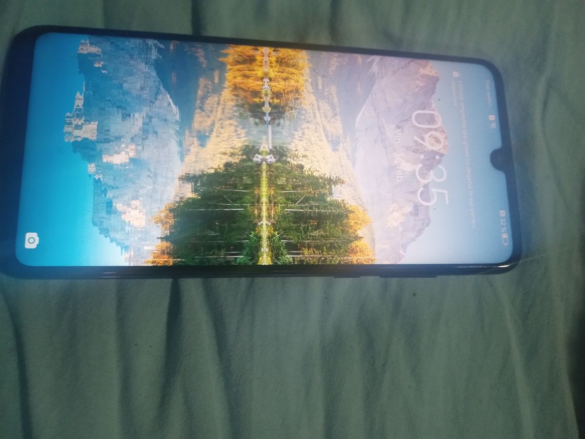 Vând telefon Huawei p30 lite