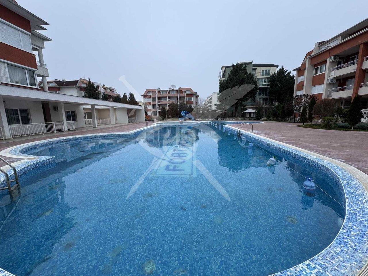 Продава се Двустаен апартамент в к.к. Слънчев бряг - 68 кв.м за 1177 €/кв.м - Снимка #15
