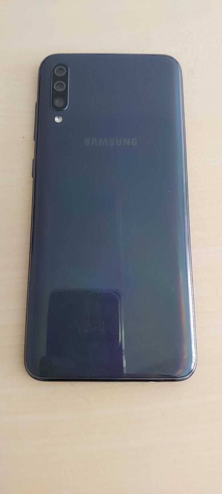 Telefon mobil Samsung Galaxy A70, Dual SIM, 128GB, 6GB RAM, 4G, Black