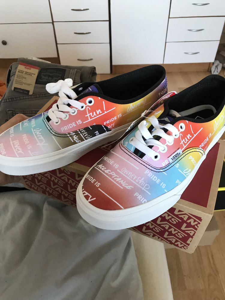 Pantofi Tenesi Tenisi Vans rainbow multicolori curcubeu mar 40 noi