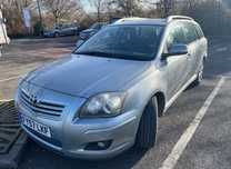 Dezmembrez Toyota Avensis T25 2.0 126 cp