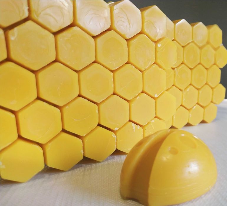 Пчелен восък/Beeswax