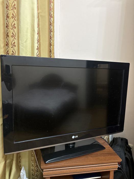 Продаем телевизор LG 80 см