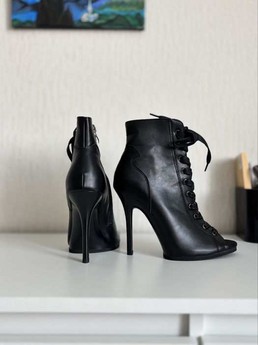 Хилсы на литой колодке 11 см (обувь для танцев)