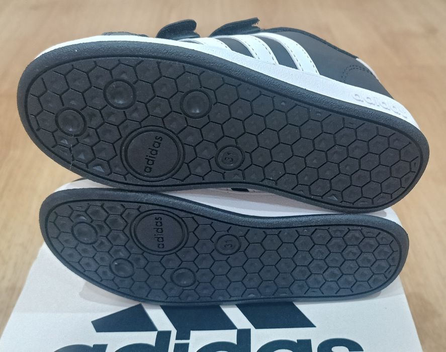 Нови детски обувки Addidas