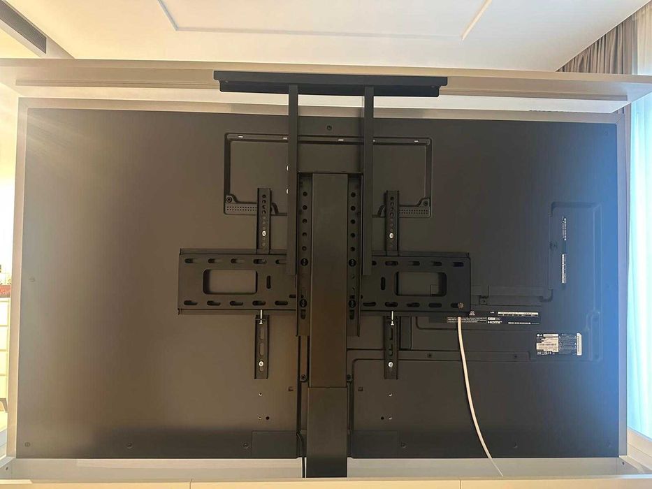 tv lg oled ,diagonala 165