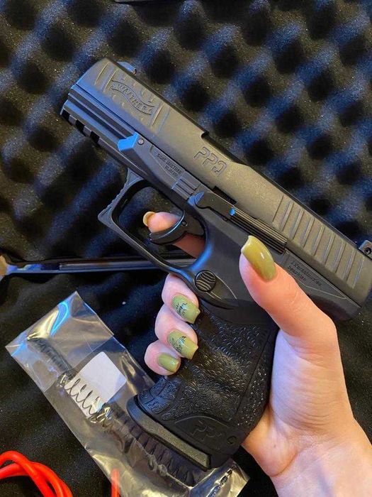 Pistol Airsoft Walther PPQ AutoAparare BileDeCauciuc 26j 219m/s MAXIM